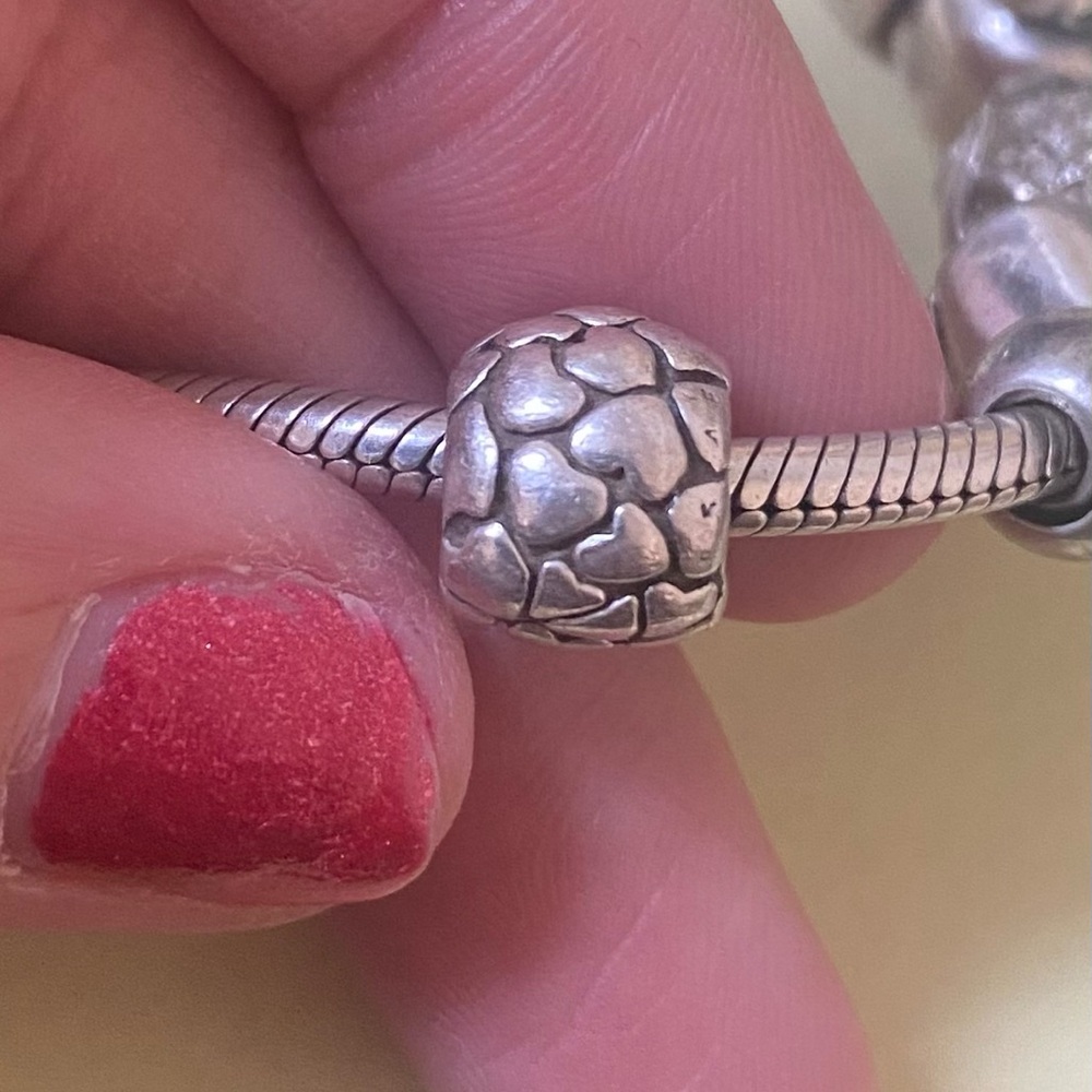 Pandora lotsa love bead